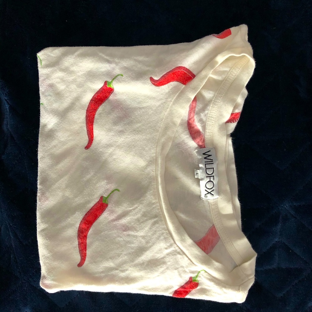 Super cute 🌶  Wildfox shirt!